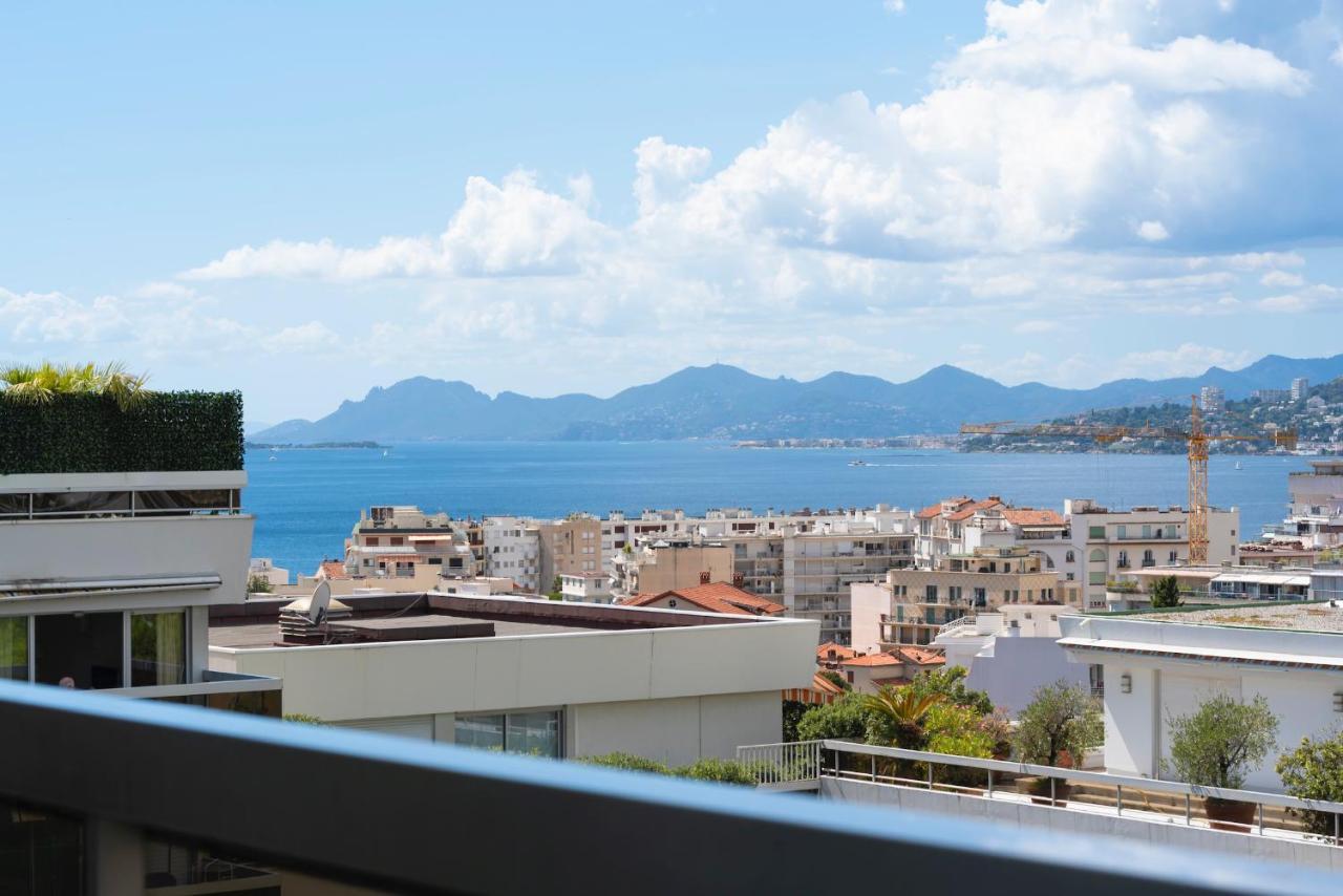 Coup de coeur! Vue mer! Terrasse dangle! Antibes Extérieur photo