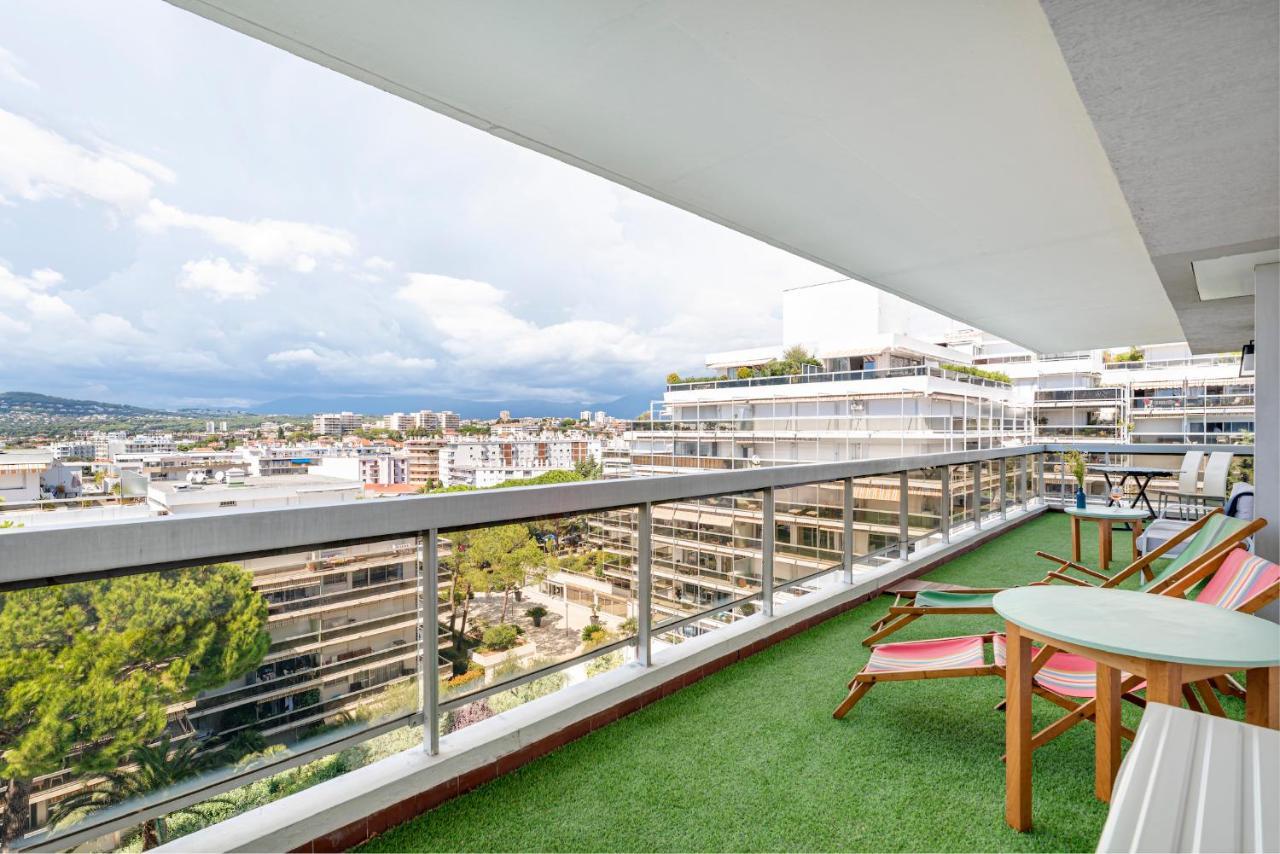 Coup de coeur! Vue mer! Terrasse dangle! Antibes Extérieur photo